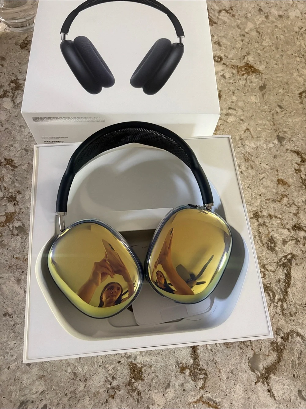 Apple AirPods Max Over-Ear Headphones - Space Gray